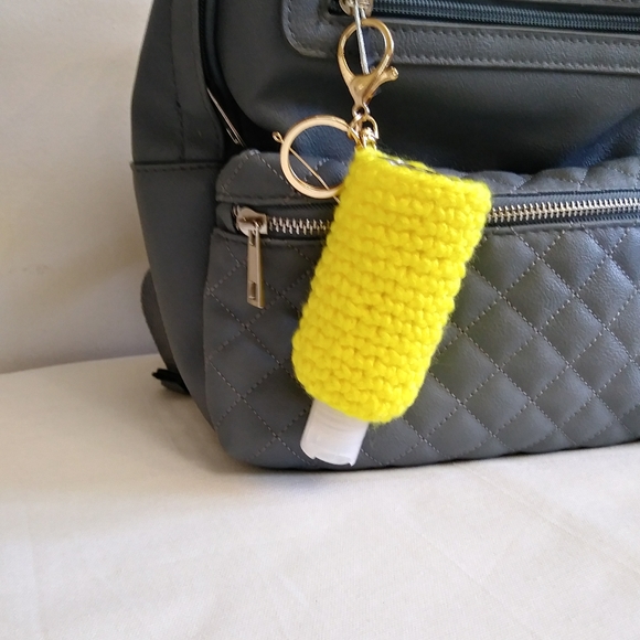 Crochet hand sanitizer bottle holder. body lotion bottle holder. keychain. Bag - Picture 4 of 10